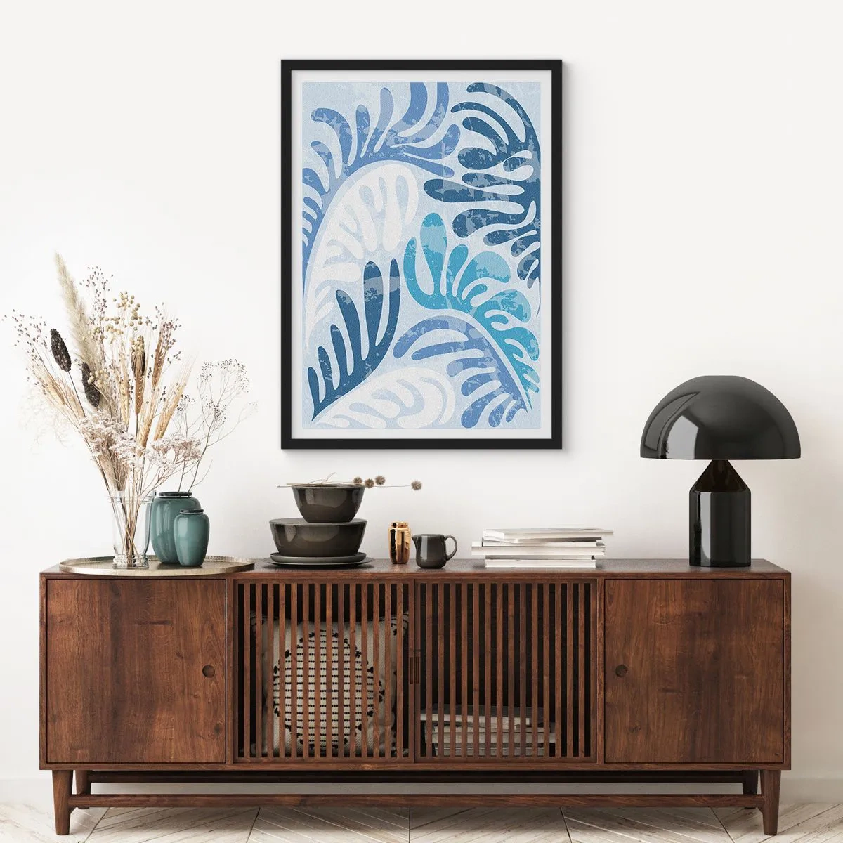 Plakát v černém rámu - Abstraktní kompozice listů v odstínech modré - 50x70cm - Modré kapradí - Moderní nástěnná dekorace do obývacího pokoje a ložnice ARTTOR