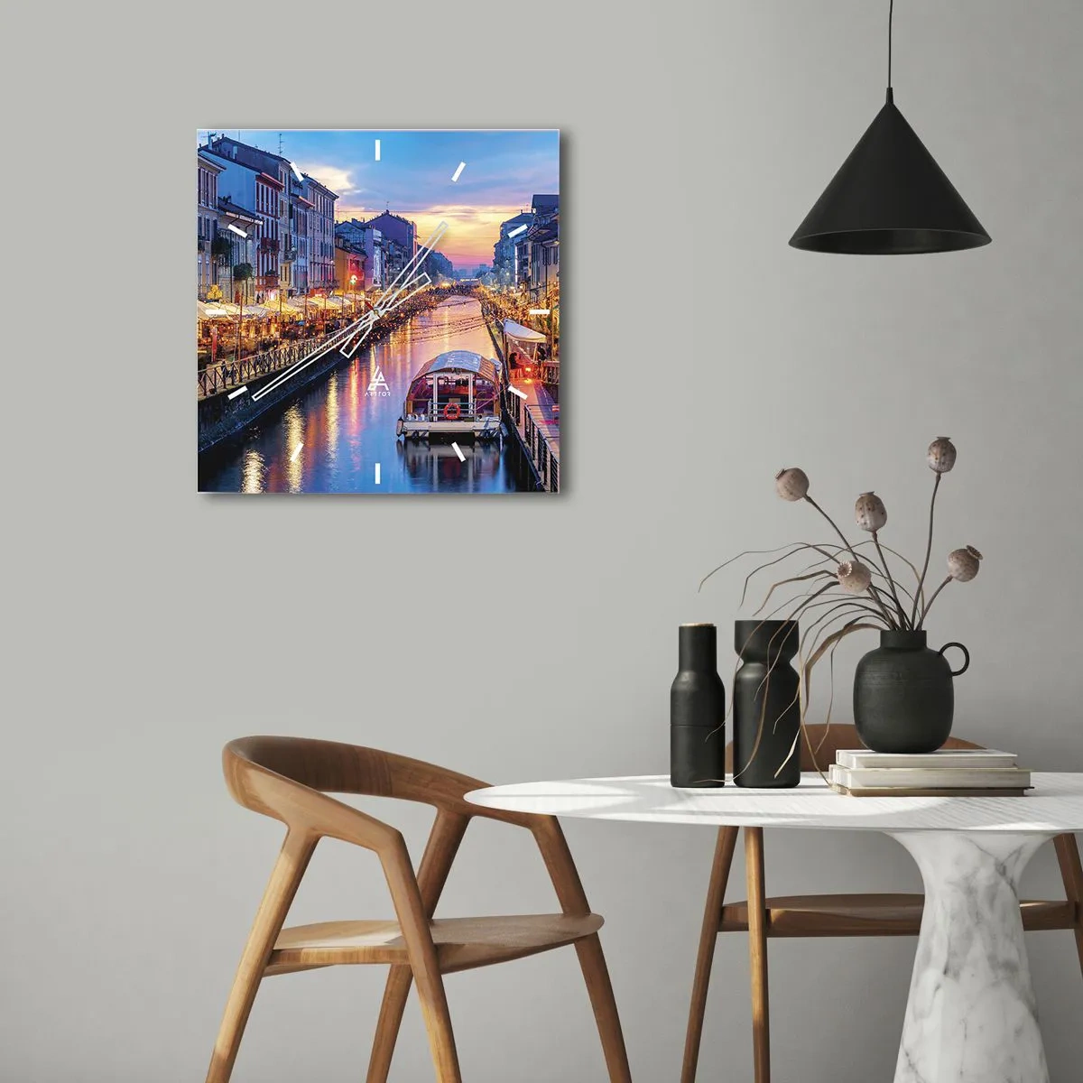 Nástěnné hodiny - Večer plný světla a zábavy - 40x40 cm