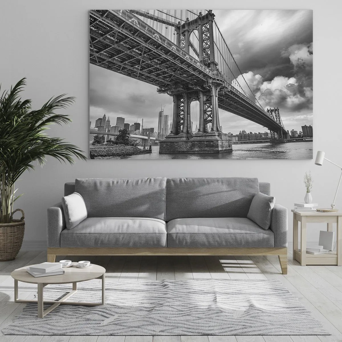 Obraz na skle - Visutý most v monochromatickém prostředí - 70x50cm - Do srdce města - Moderní nástěnná dekorace do obývacího pokoje a ložnice ARTTOR