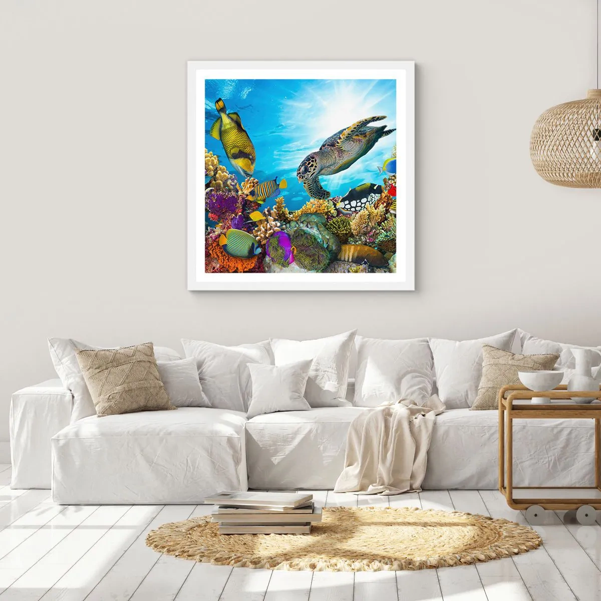 Plakát v bílém rámu - Korálová promenáda - 60x60 cm