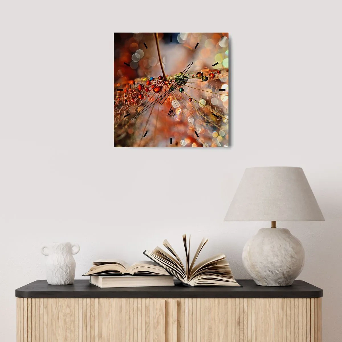 Nástěnné hodiny - Navlečeno na pavučinu - 30x30 cm