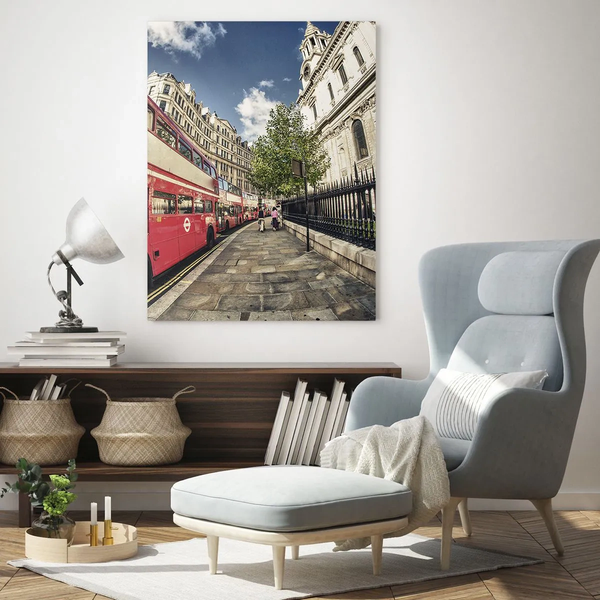 Obraz na skle - Londýnská ulice v šedé a červené - 50x70 cm