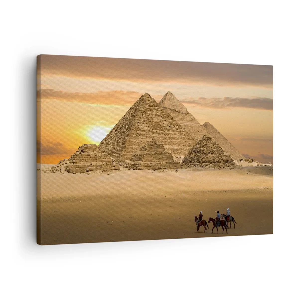Obraz na plátně - Pyramidy v Egyptě při západu slunce s jezdci na koních - 70x50cm - Beze změn po tisíce let - Moderní nástěnná dekorace do obývacího pokoje a ložnice ARTTOR