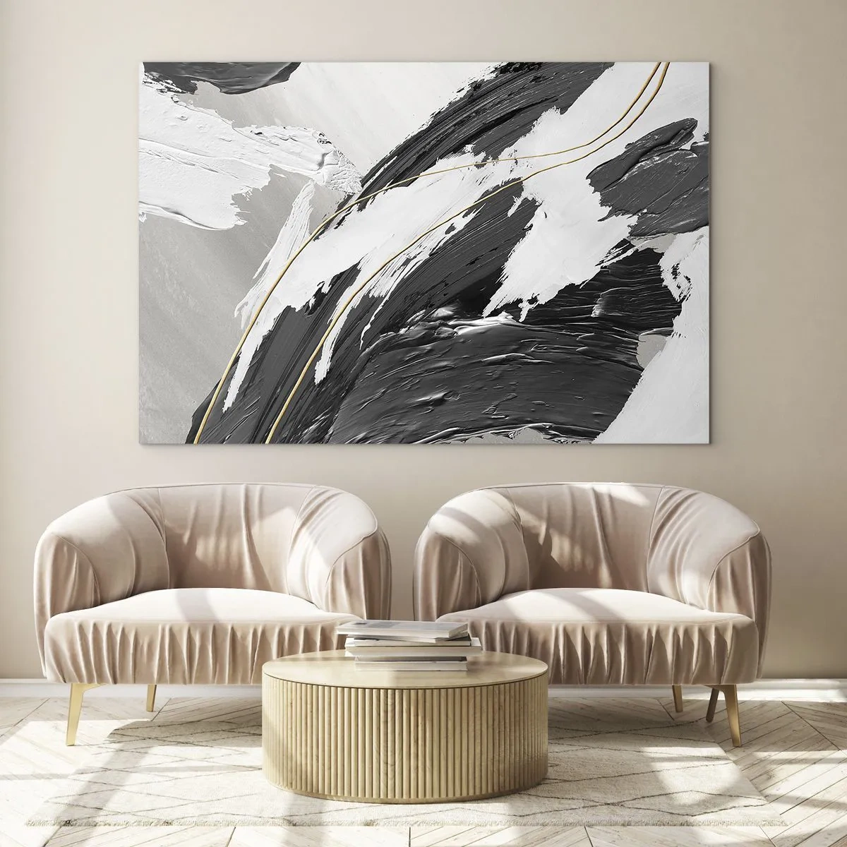 Obraz na skle - Dynamické tahy černé a bílé se zlatým akcentem - 70x50cm - Velkorysá abstrakce - Moderní nástěnná dekorace do obývacího pokoje a ložnice ARTTOR