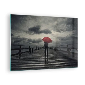 Obraz na skle - Muž s červeným deštníkem na dřevěném molu v dešti. - 70x50cm - Nevadí, že prší - Moderní nástěnná dekorace do obývacího pokoje a ložnice ARTTOR