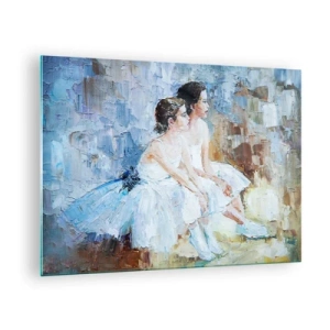 Obraz na skle - Dvě baletky v bílých šatech na impresionistickém pozadí - 70x50cm - Odpočinek mladých labutí - Moderní nástěnná dekorace do obývacího pokoje a ložnice ARTTOR
