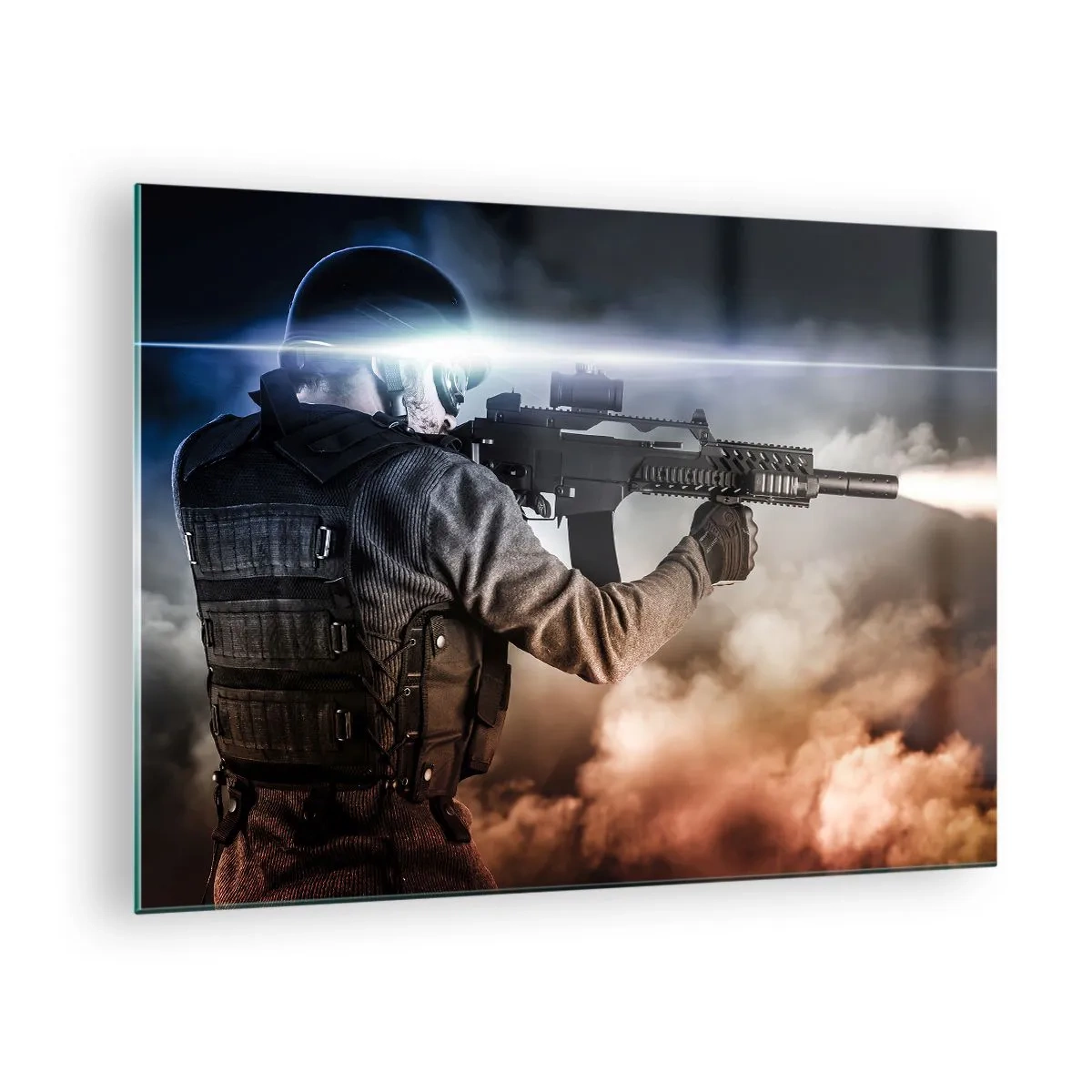 Obraz na skle - Voják v akci střílející z pušky na pozadí kouře. - 70x50cm - Prostě hrdina - Moderní nástěnná dekorace do obývacího pokoje a ložnice ARTTOR