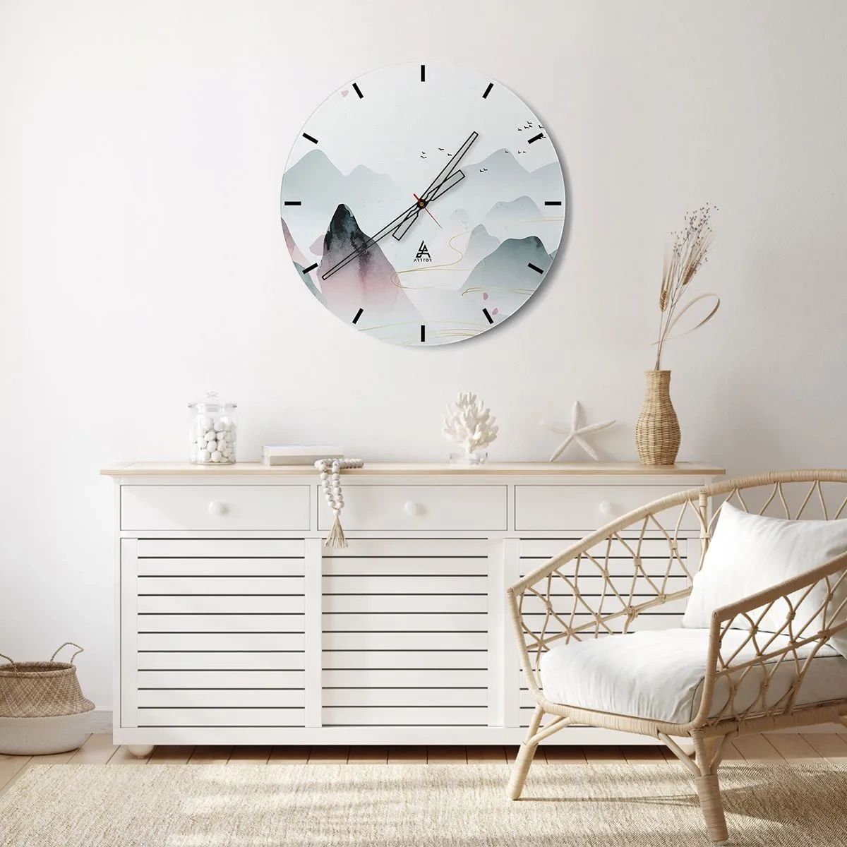 Nástěnné hodiny - Minimalistická horská krajina v pastelových odstínech s létajícími ptáky. - 30x30cm - Přes vrcholy - Moderní nástěnná dekorace do obývacího pokoje, kuchyně a ložnice ARTTOR