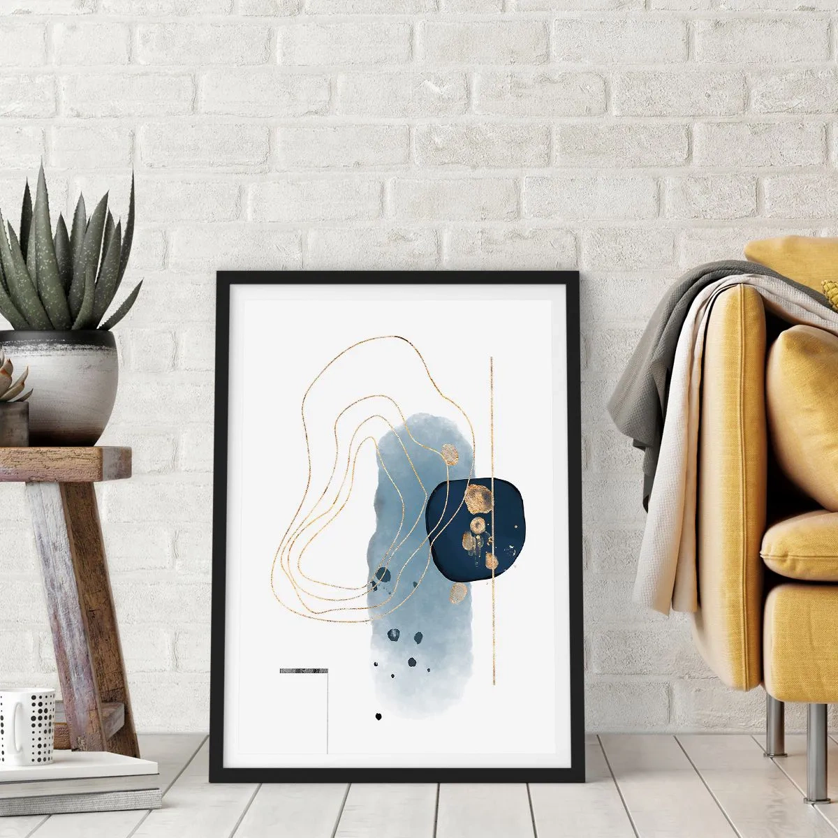 Plakát v černém rámu - Moderní abstraktní kompozice v odstínech modré a zlaté. - 50x70cm - Modro-zlatá fantazie - Moderní nástěnná dekorace do obývacího pokoje a ložnice ARTTOR