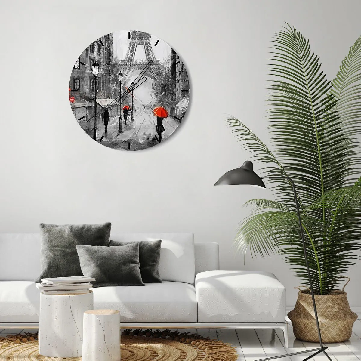 Nástěnné hodiny - Černobílá ulice s Eiffelovou věží a červenými deštníky - 30x30cm - Všechny cesty vedou k ní - Moderní nástěnná dekorace do obývacího pokoje, kuchyně a ložnice ARTTOR