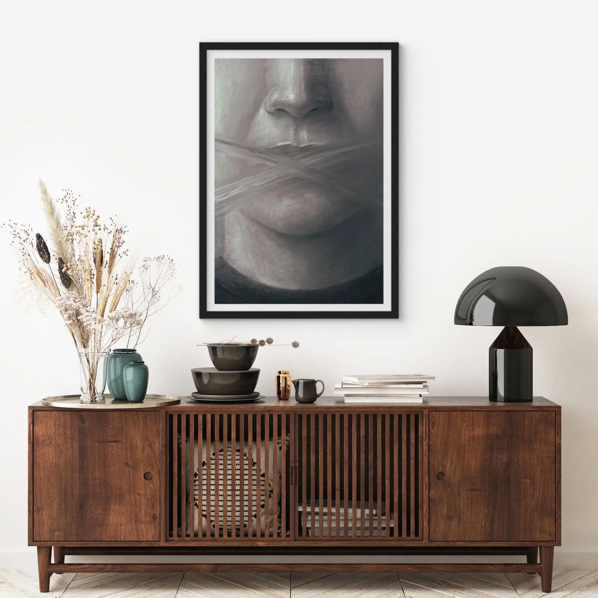 Plakát v černém rámu - Symbolická tvář se zakrytými ústy v monochromatických barvách. - 50x70cm - Ani slovo - Moderní nástěnná dekorace do obývacího pokoje a ložnice ARTTOR