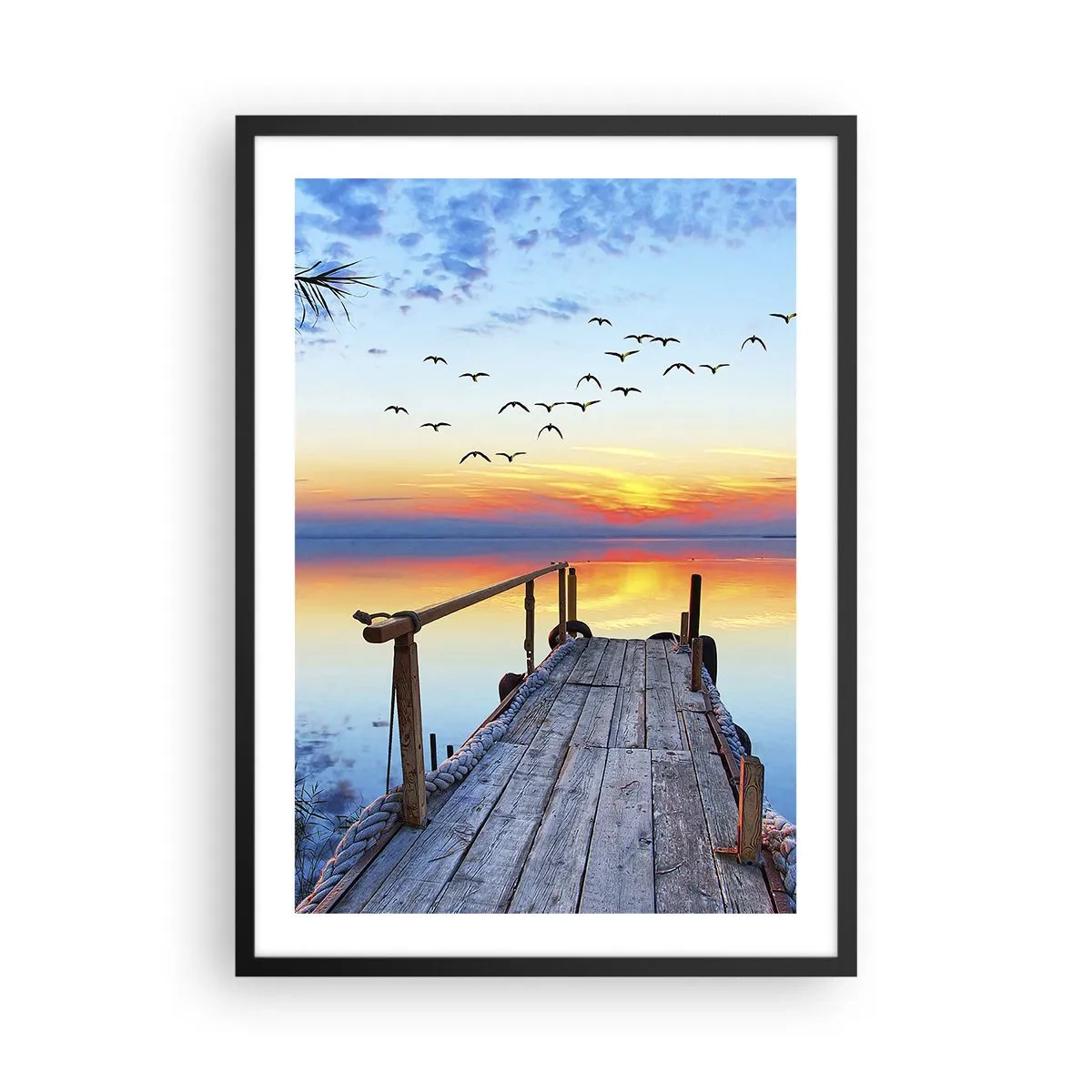 Plakát v černém rámu - Jezerní molo při západu slunce - 50x70cm - Je čas vrátit se… - Moderní nástěnná dekorace do obývacího pokoje a ložnice ARTTOR
