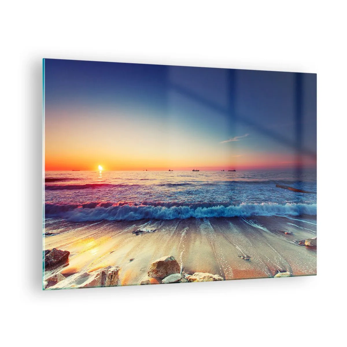 Obraz na skle - Západ slunce nad pláží s jemnými vlnami a klidným mořem - 70x50cm - Co je za obzorem? - Moderní nástěnná dekorace do obývacího pokoje a ložnice ARTTOR