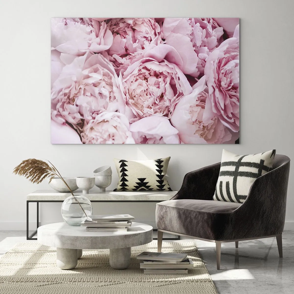 Obraz na skle - Detailní záběr na kytici světle růžových pivoněk - 70x50cm - Přitulené a voňavé - Moderní nástěnná dekorace do obývacího pokoje a ložnice ARTTOR