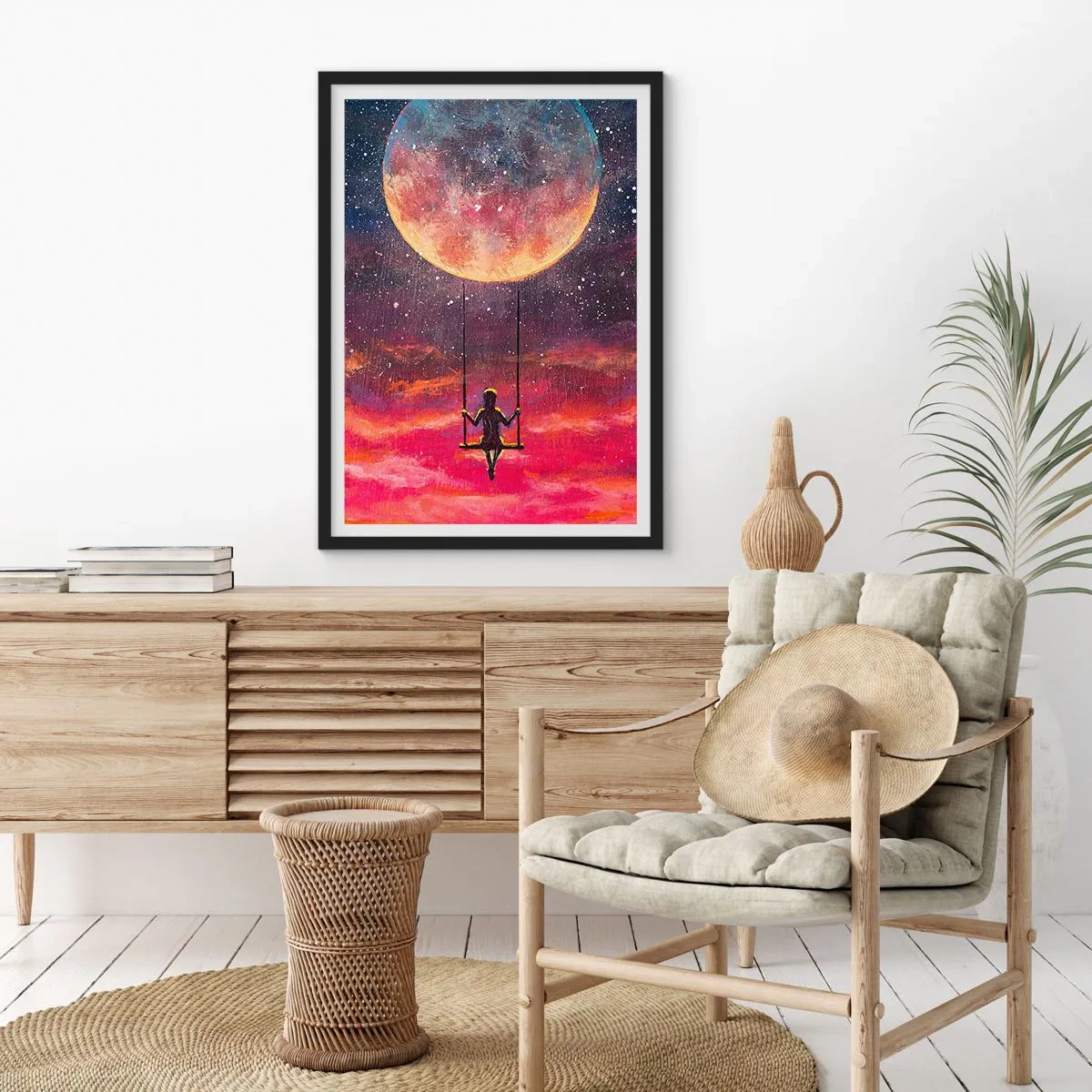 Plakát v černém rámu - Dívka na houpačce za úplňku - 50x70cm - Stavět si vzdušné zámky - Moderní nástěnná dekorace do obývacího pokoje a ložnice ARTTOR