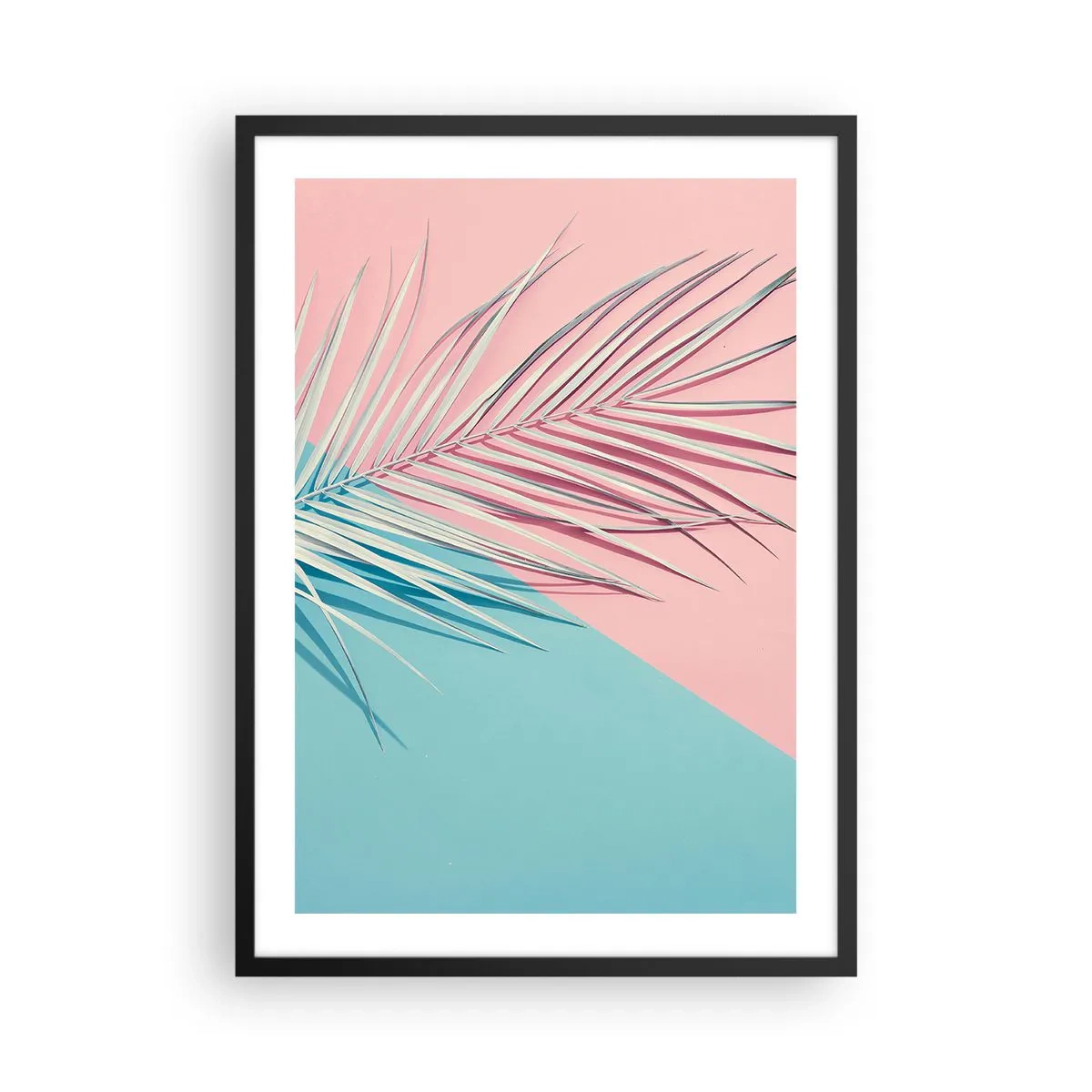 Plakát v černém rámu - Palma na pozadí pastelových růžových a modrých barev - 50x70cm - Tropický dojem - Moderní nástěnná dekorace do obývacího pokoje a ložnice ARTTOR