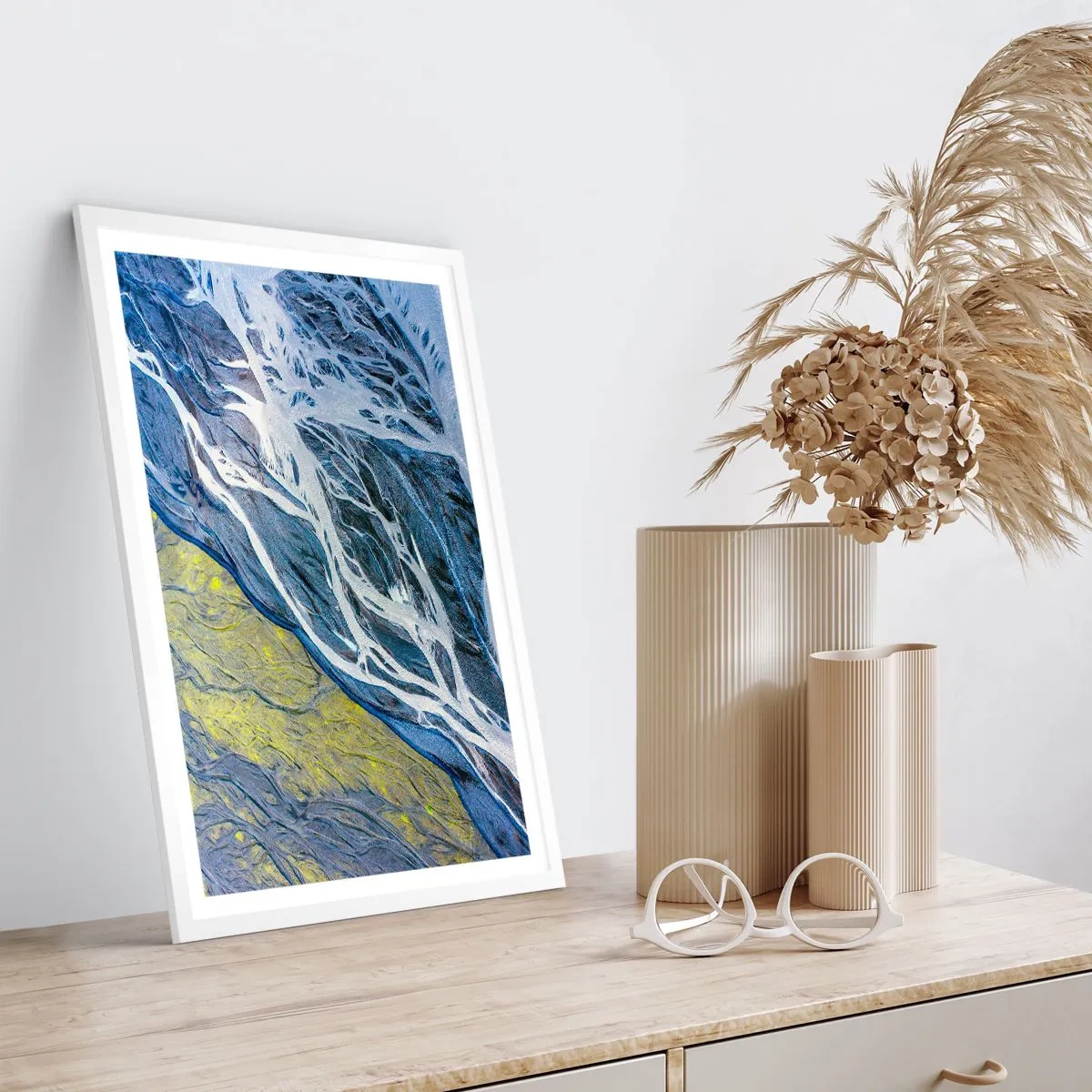 Plakát v bílém rámu - Jeskynní malby přírody - 70x100 cm