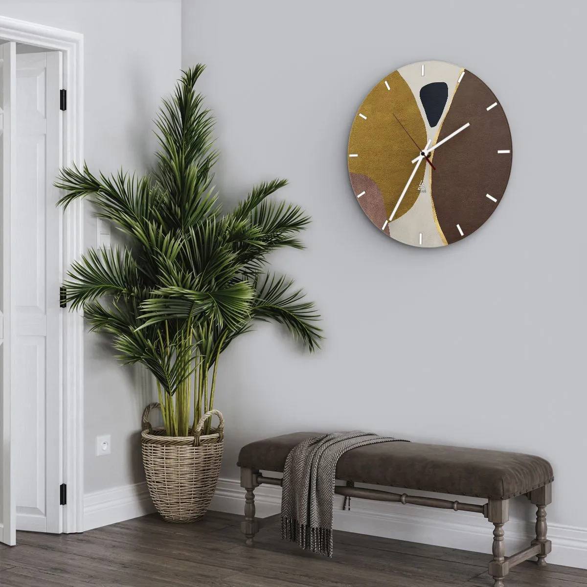 Nástěnné hodiny - Abstraktní tvary v odstínech hnědé, béžové a zlaté - 30x30cm - Abstrakce – místo v prostoru - Moderní nástěnná dekorace do obývacího pokoje, kuchyně a ložnice ARTTOR