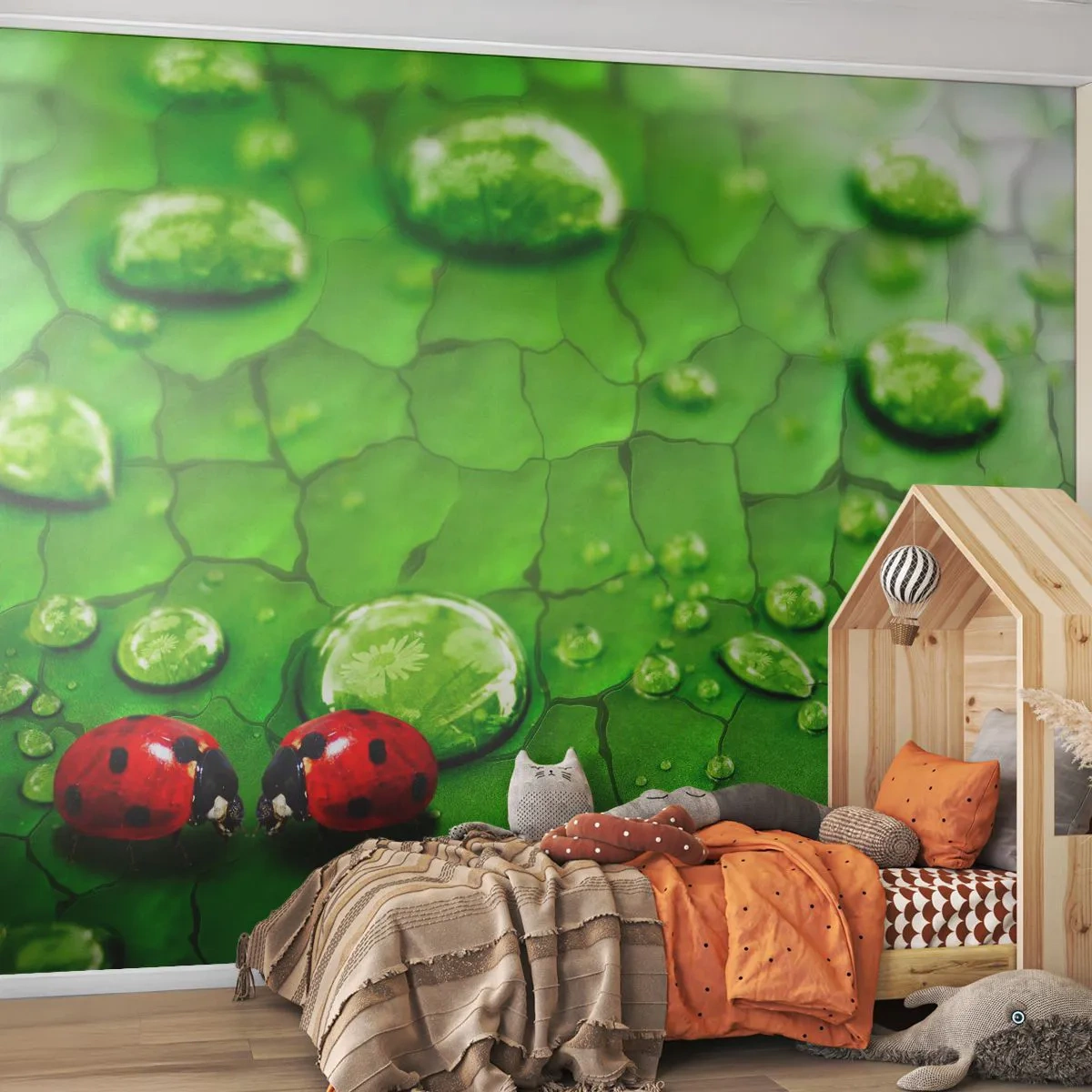 Fototapeta Samolepicí Deluxe Sticker - Setkání v zeleni - Příroda, Slunéčko sedmitečné, Kapka vody - 250x175 cm