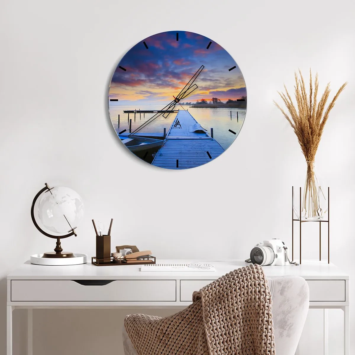 Nástěnné hodiny - Fialovo-zlatý klid - 40x40 cm