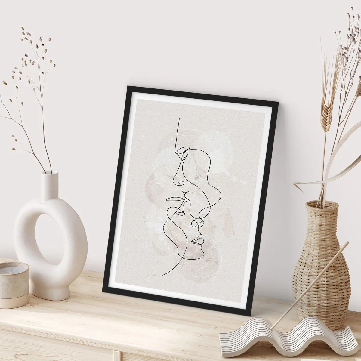 Plakát v černém rámu - Minimalistický obličejový design vytvořený jednou linií - 50x70cm - Zamotaní v objetí - Moderní nástěnná dekorace do obývacího pokoje a ložnice ARTTOR