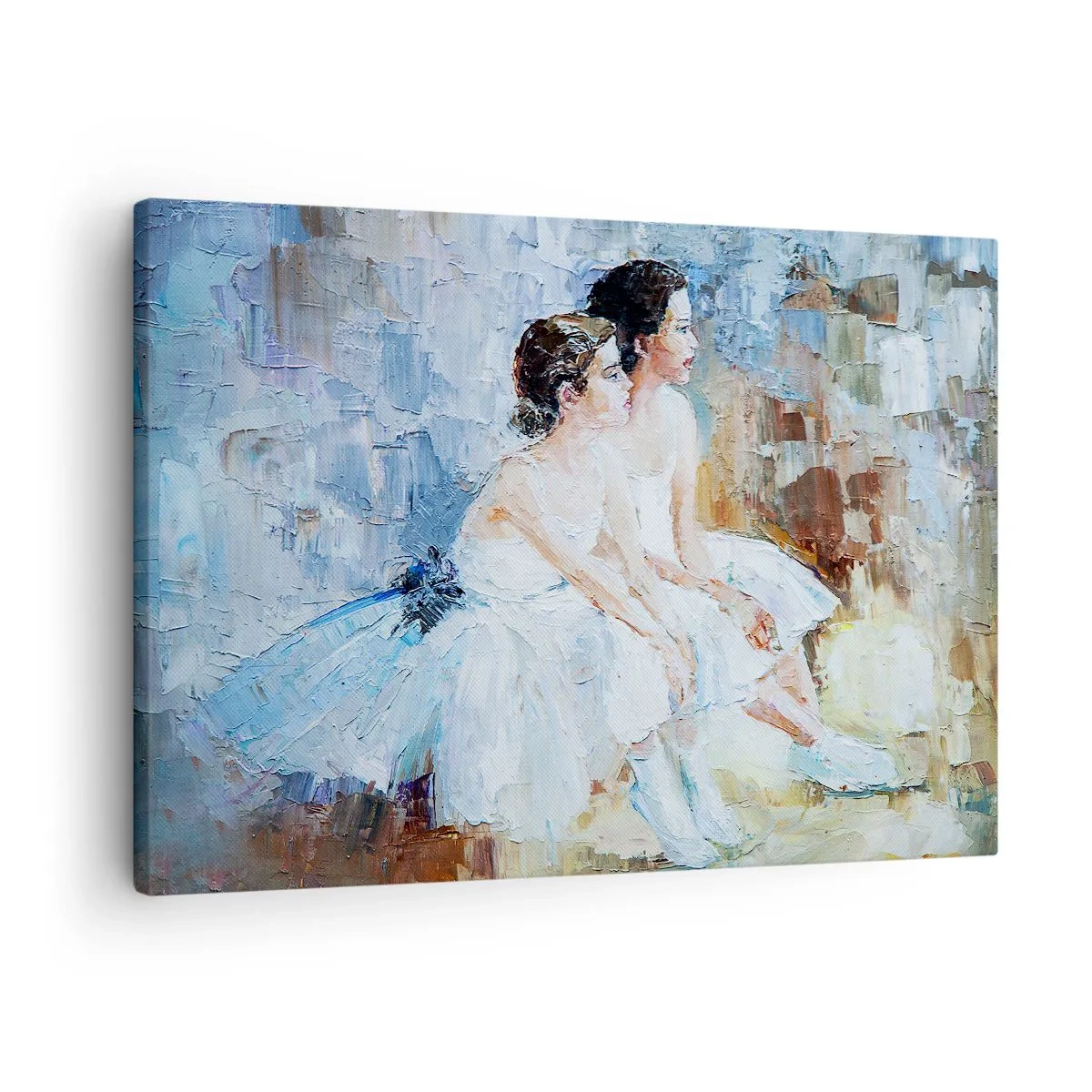 Obraz na plátně - Dvě baletky v bílých oblecích relaxují na pastelovém pozadí. - 70x50cm - Odpočinek mladých labutí - Moderní nástěnná dekorace do obývacího pokoje a ložnice ARTTOR