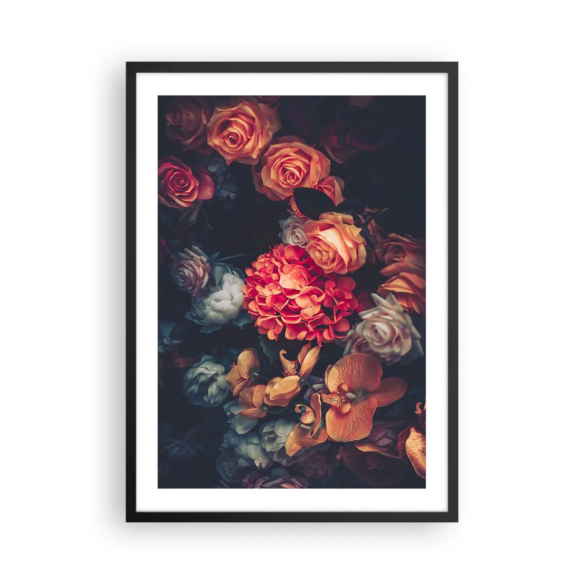 Plakát v černém rámu - Kompozice z tmavých květin s nádechem barokní estetiky - 50x70cm - Jako u holandských mistrů - Moderní nástěnná dekorace do obývacího pokoje a ložnice ARTTOR