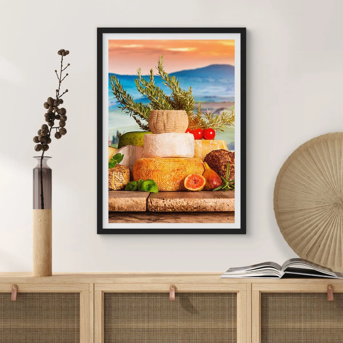 Plakát v černém rámu - Rustikální hromada sýrů na pozadí krajiny - 50x70cm - Italská radost ze života - Moderní nástěnná dekorace do obývacího pokoje a ložnice ARTTOR