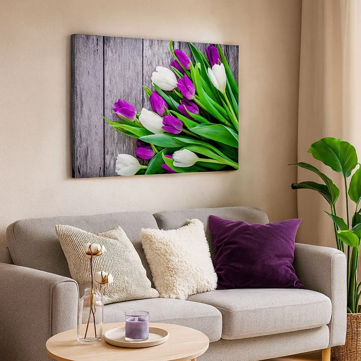 Obraz na plátně - Kytice fialových a bílých tulipánů na dřevěném pozadí - 70x50cm - V den jarního svátku - Moderní nástěnná dekorace do obývacího pokoje a ložnice ARTTOR
