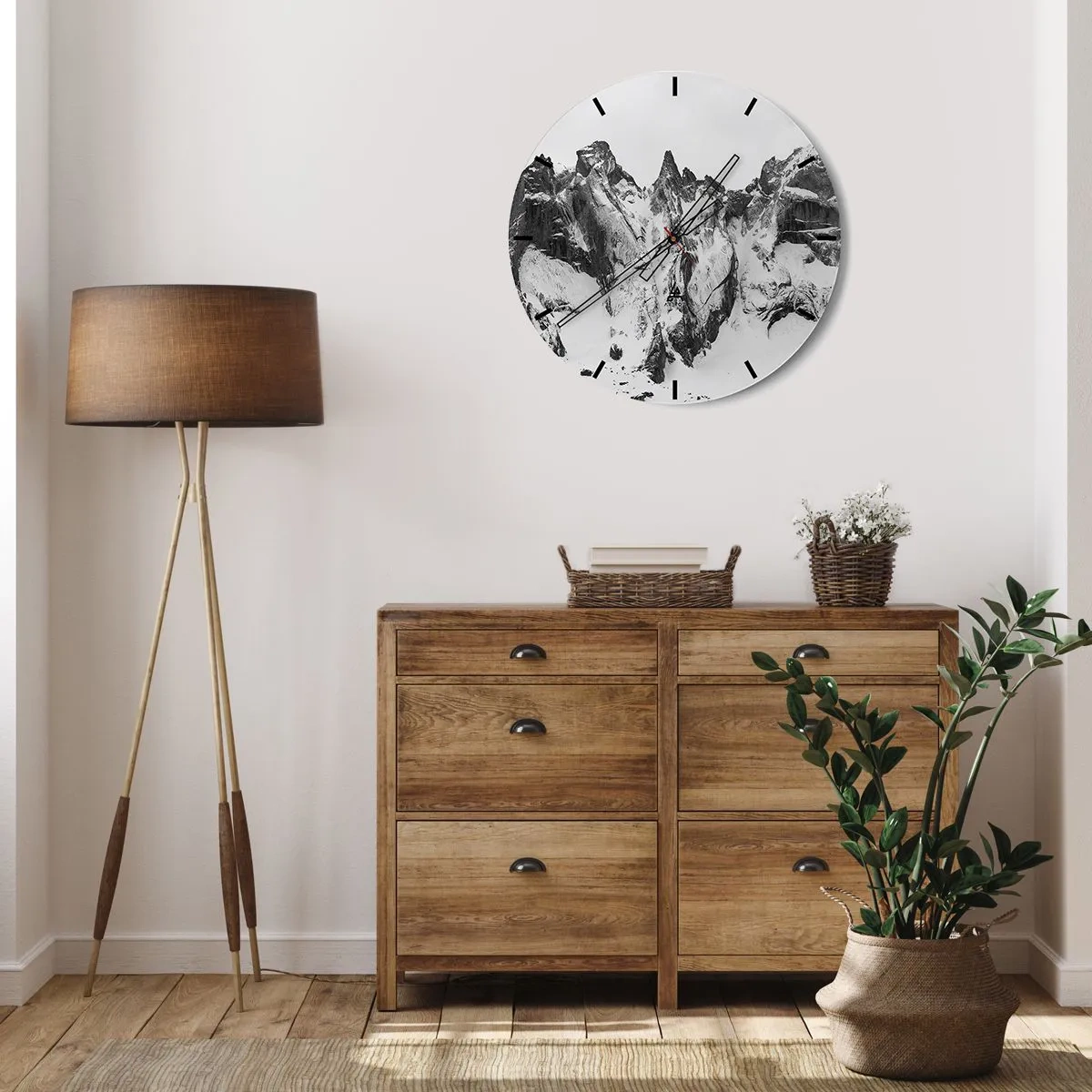 Nástěnné hodiny - Černobílé zasněžené horské vrcholky - 30x30cm - Hrozivý žulový hřeben - Moderní nástěnná dekorace do obývacího pokoje, kuchyně a ložnice ARTTOR