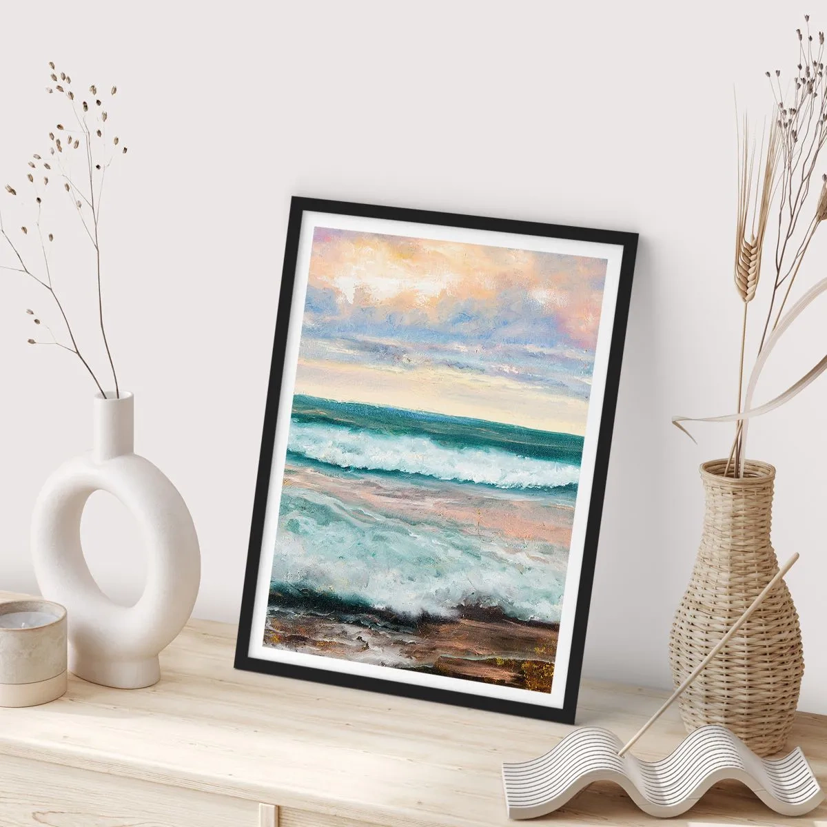 Plakát v černém rámu - Mořské vlny při západu slunce - 50x70cm - Tady uhladíš duši - Moderní nástěnná dekorace do obývacího pokoje a ložnice ARTTOR