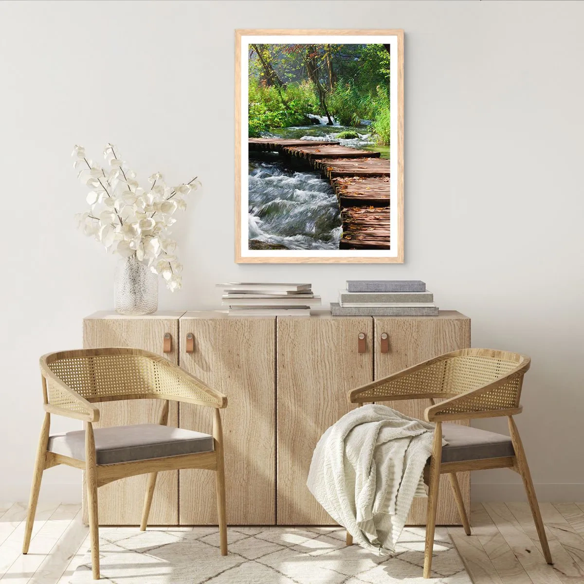 Plakát v rámu světlý dub - U zpěněného vodopádu - 61x91 cm