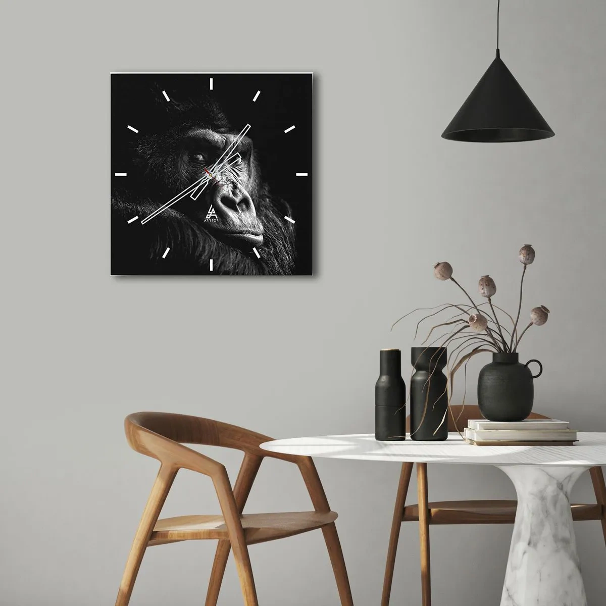 Nástěnné hodiny - Na co tak koukáš? - 30x30 cm