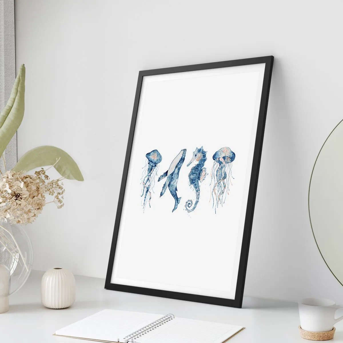 Plakát v černém rámu - Mořští živočichové ve stylu akvarelu - 50x70cm - Mořská divočina - Moderní nástěnná dekorace do obývacího pokoje a ložnice ARTTOR