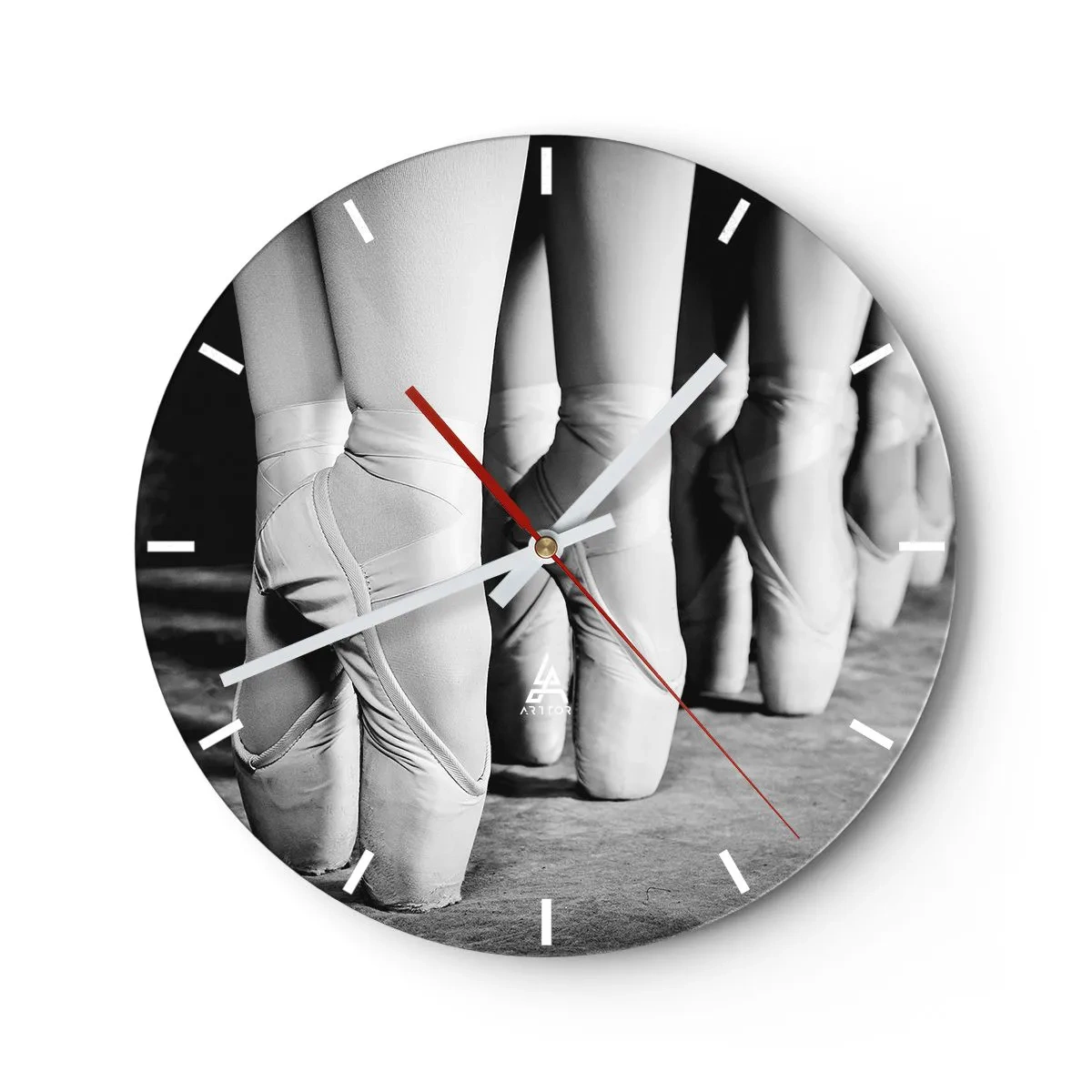 Nástěnné hodiny - Černobílé baletky v baletních špičkách - 30x30cm - Společně, lehce - Moderní nástěnná dekorace do obývacího pokoje, kuchyně a ložnice ARTTOR