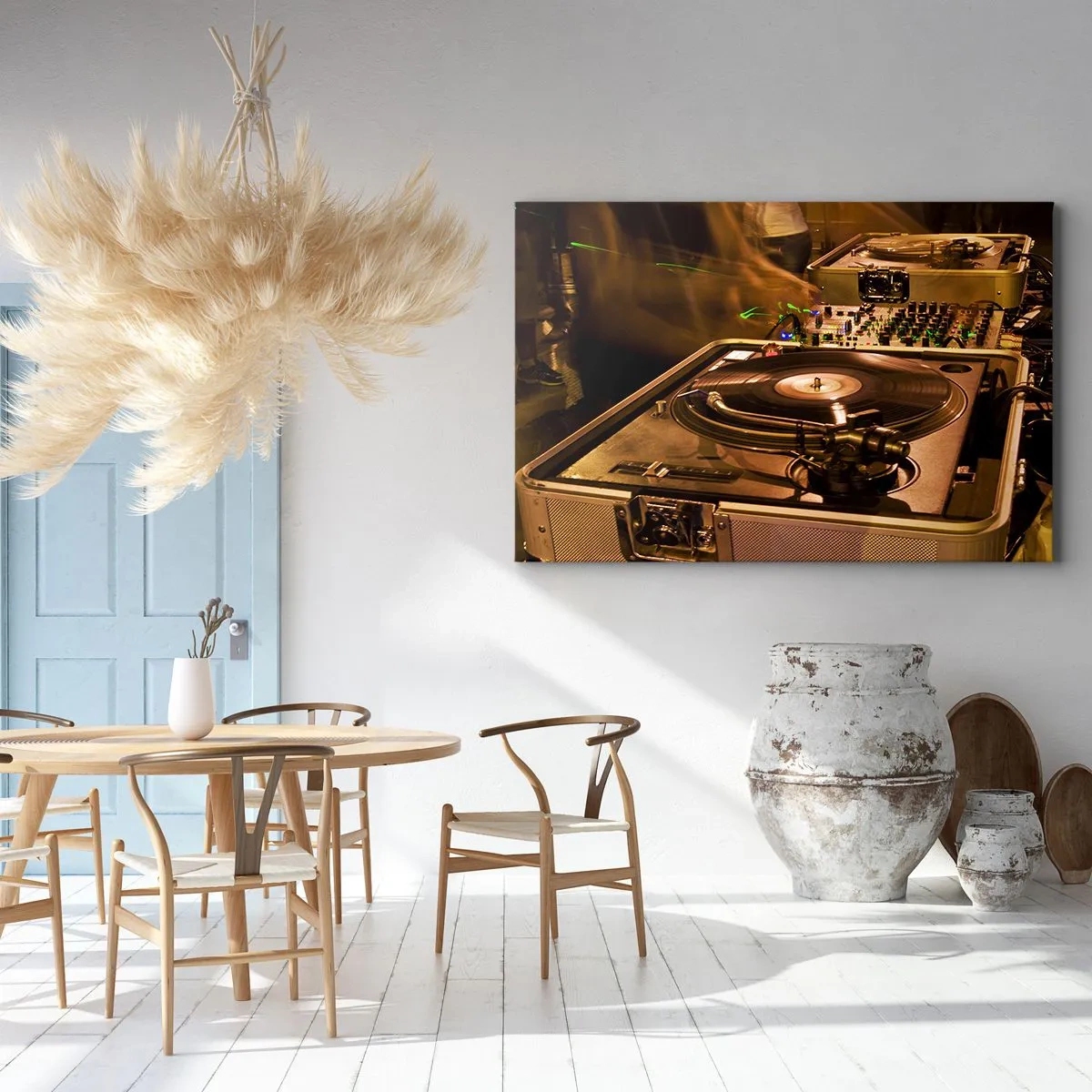 Obraz na plátně - DJ vybavení s gramofonem a mixérem během večírku - 70x50cm - Cítíš tu sílu? - Moderní nástěnná dekorace do obývacího pokoje a ložnice ARTTOR