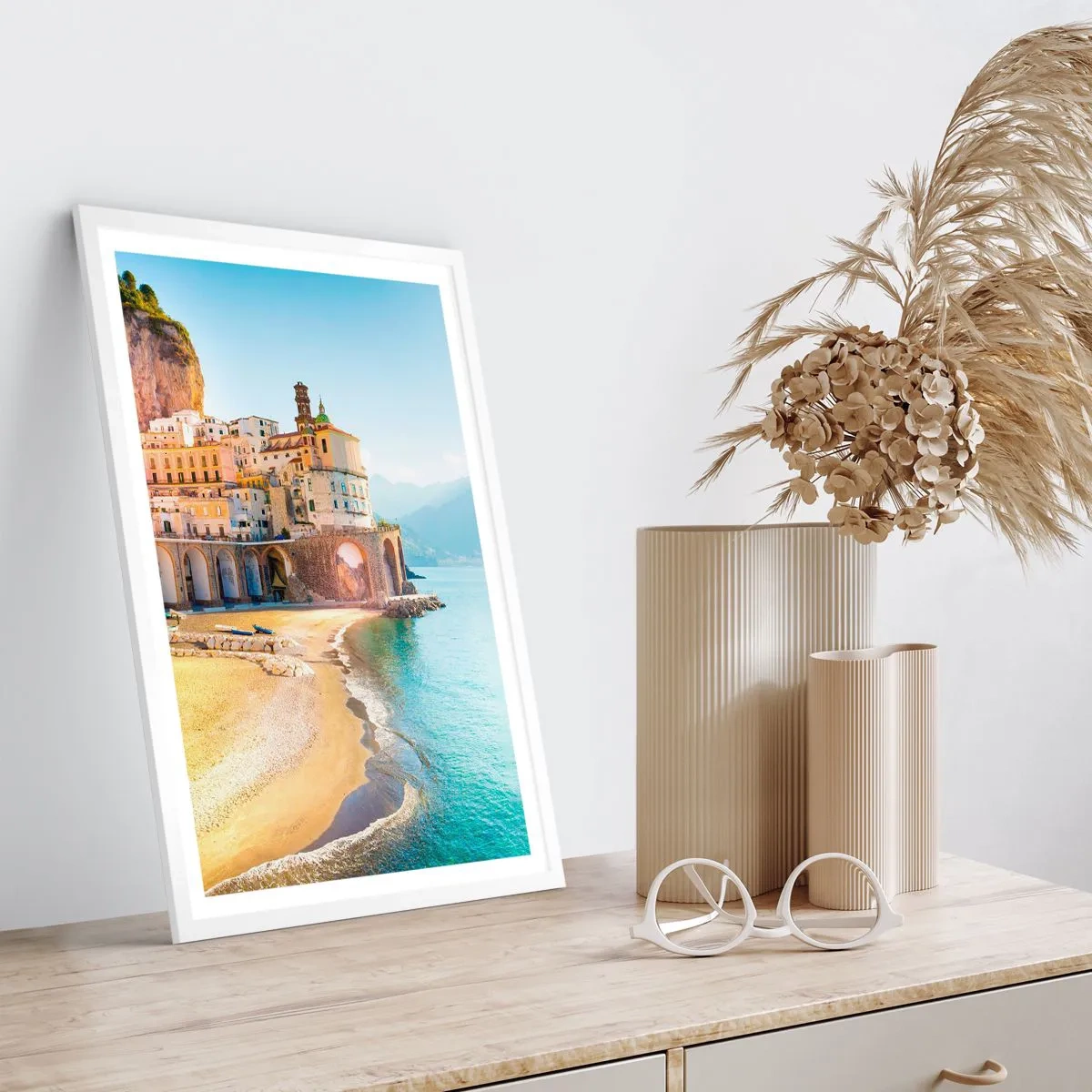 Plakát v bílém rámu - Výjimečné město - 70x100 cm