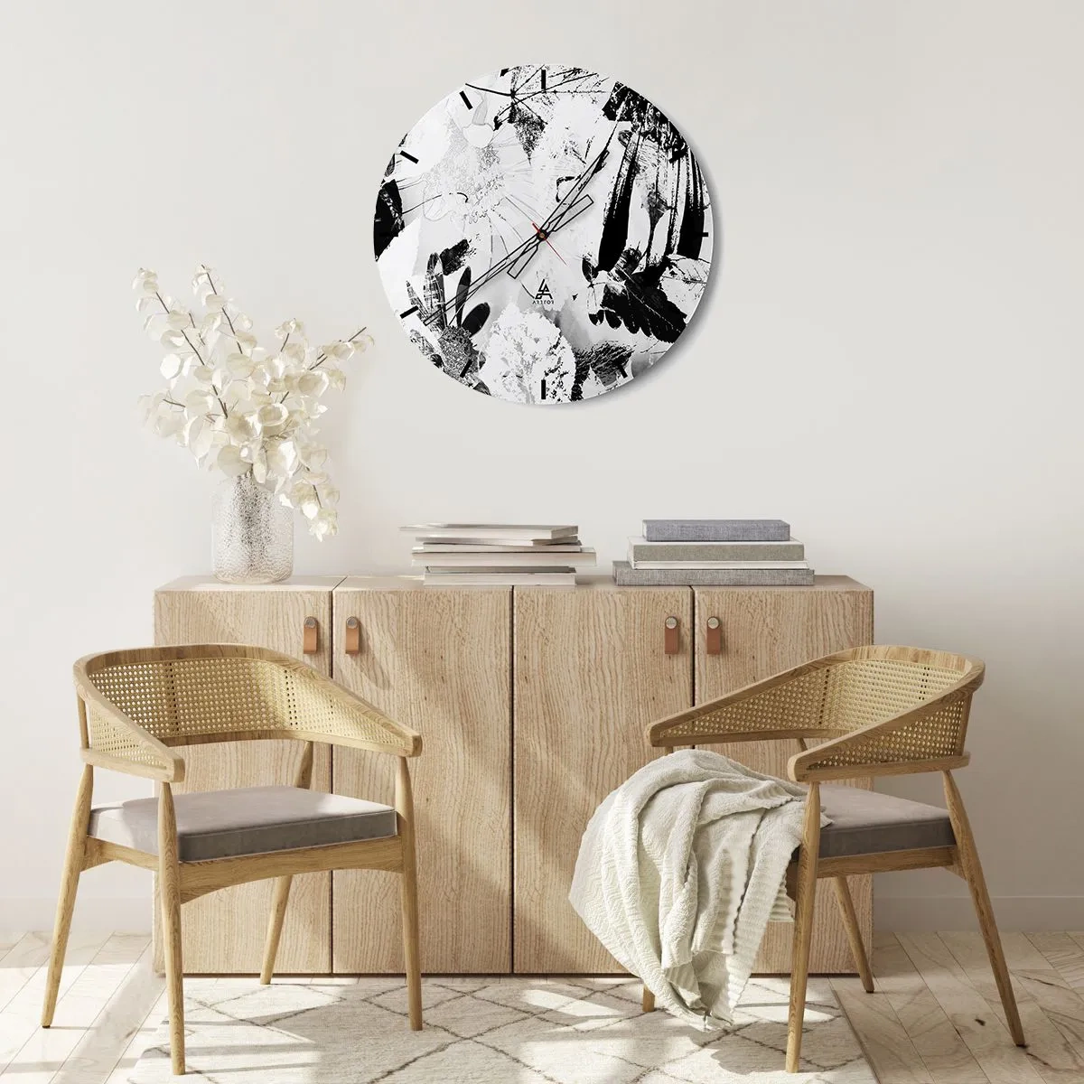 Nástěnné hodiny - Černobílý květinový a listový vzor v uměleckém stylu - 30x30cm - Podzim v negativu - Moderní nástěnná dekorace do obývacího pokoje, kuchyně a ložnice ARTTOR