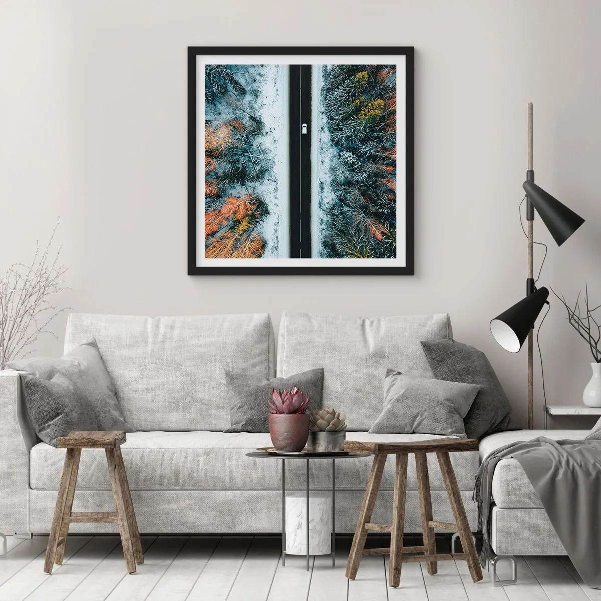 Plakát v černém rámu - Přes zimní les - 40x40 cm
