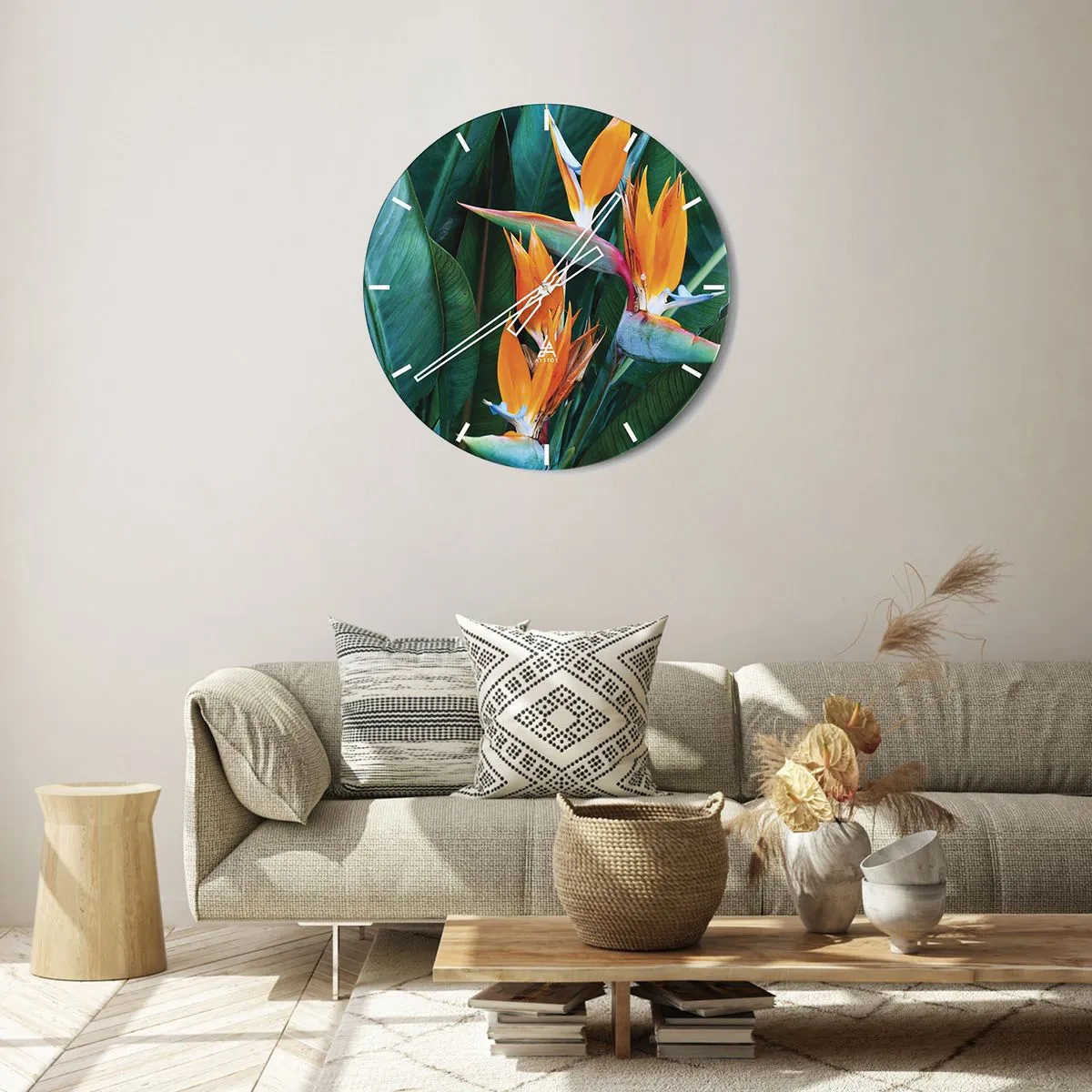 Nástěnné hodiny - Exotické květy strelitzie na pozadí zelených listů - 30x30cm - Je to květina, nebo pták? - Moderní nástěnná dekorace do obývacího pokoje, kuchyně a ložnice ARTTOR