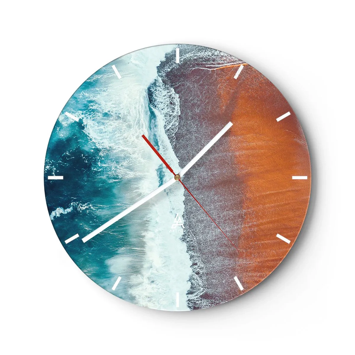 Nástěnné hodiny - Letecký pohled na oceán a oranžovou pláž - 30x30cm - Dotek oceánu - Moderní nástěnná dekorace do obývacího pokoje, kuchyně a ložnice ARTTOR