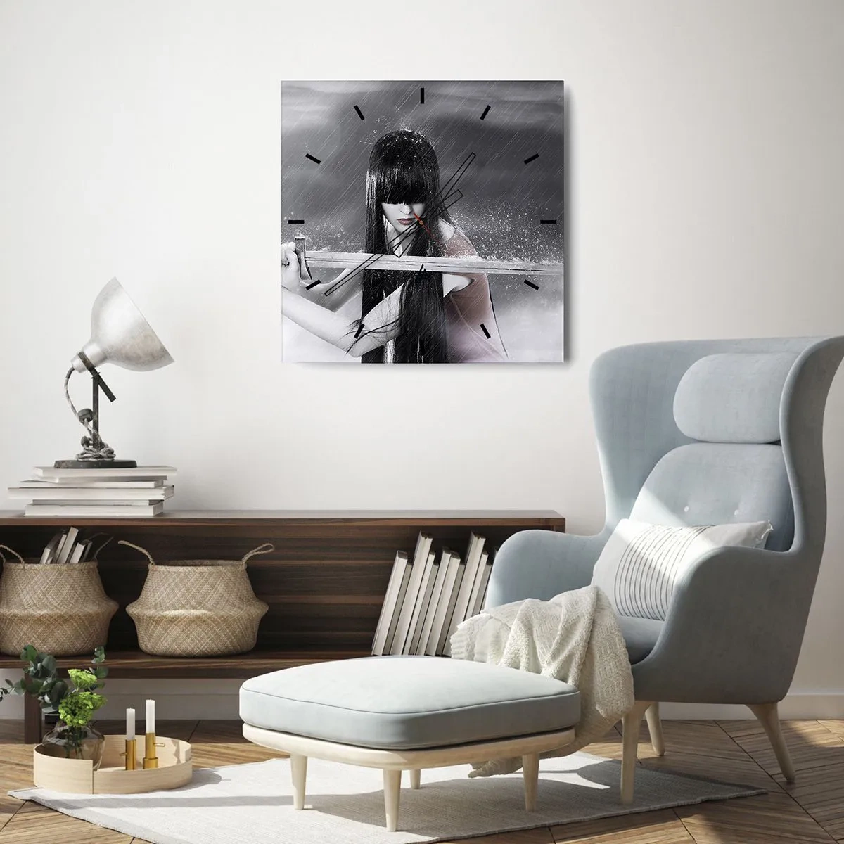 Nástěnné hodiny - Krásná a nebezpečná - 30x30 cm