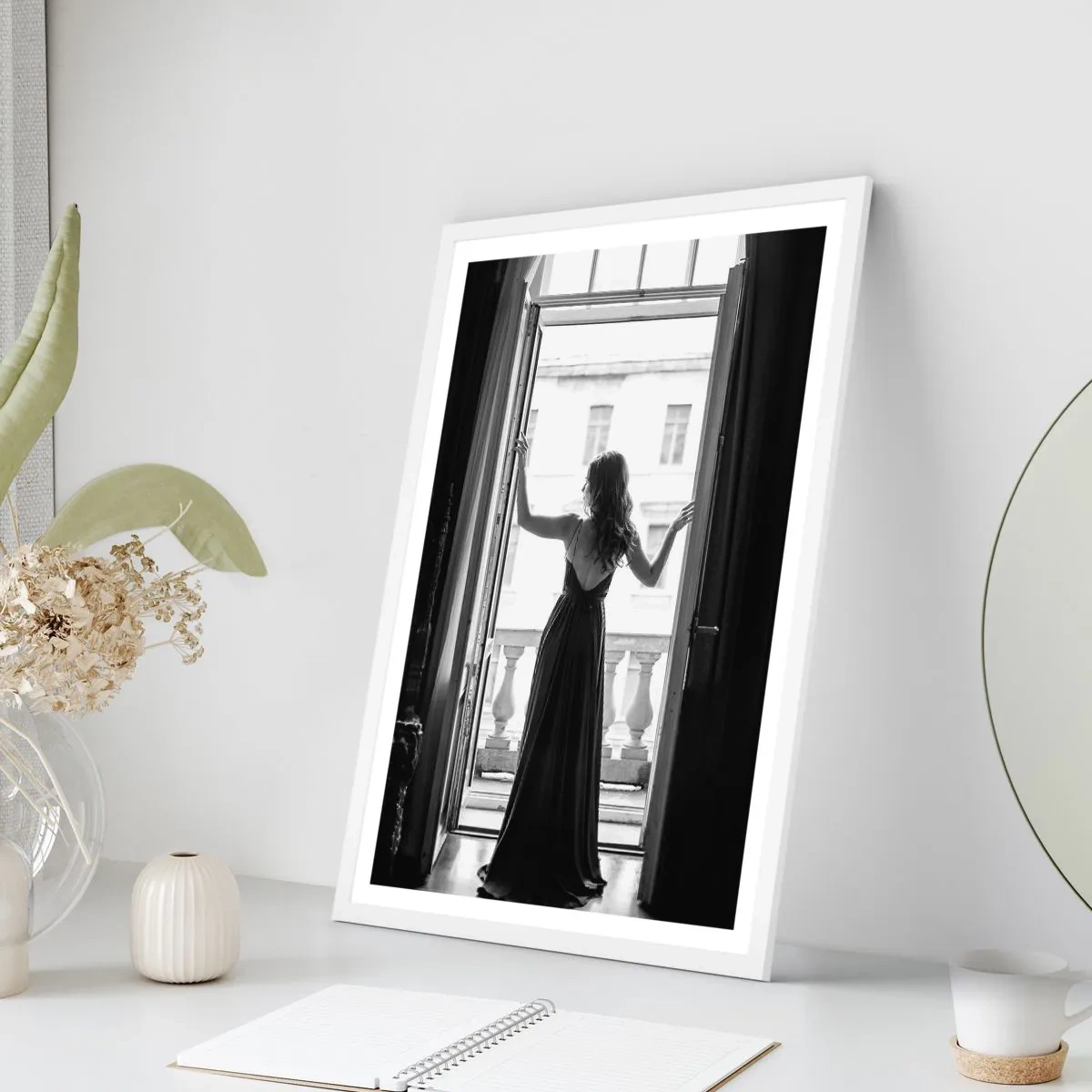 Plakát v bílém rámu - Ve velkém stylu - 61x91 cm