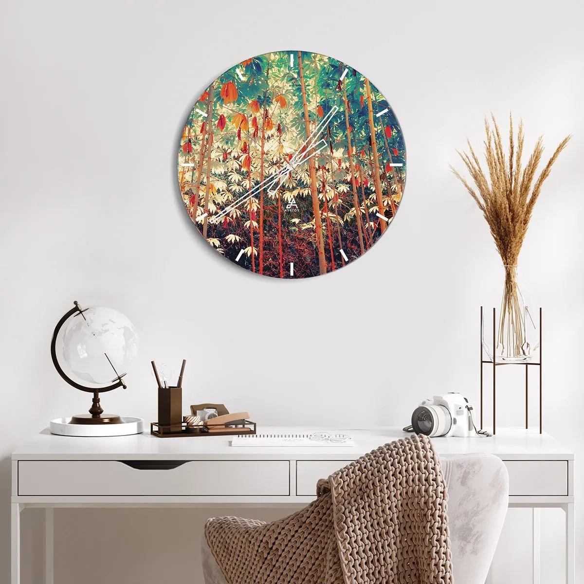 Nástěnné hodiny - Barevný bambusový les v teplém světle - 30x30cm - Tajný život listů - Moderní nástěnná dekorace do obývacího pokoje, kuchyně a ložnice ARTTOR