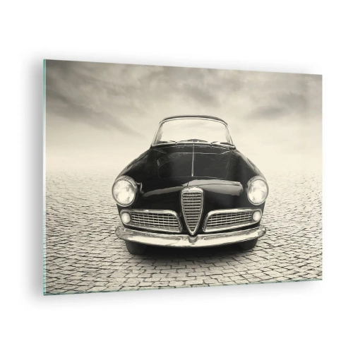 Obraz na skle - Klasické auto na dlážděné silnici v černé a bílé - 70x50cm - Jak mě nemilovat? - Moderní nástěnná dekorace do obývacího pokoje a ložnice ARTTOR
