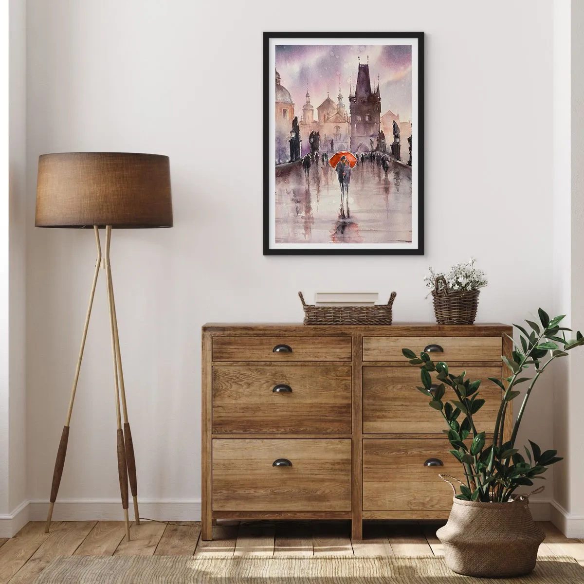Plakát v černém rámu - Romantická procházka po mostě za deštivého dne - 50x70cm - Lidé se nemění - Moderní nástěnná dekorace do obývacího pokoje a ložnice ARTTOR