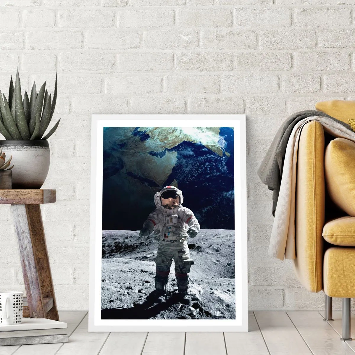 Plakát v bílém rámu - Pozdravy s Měsíce - 50x70 cm