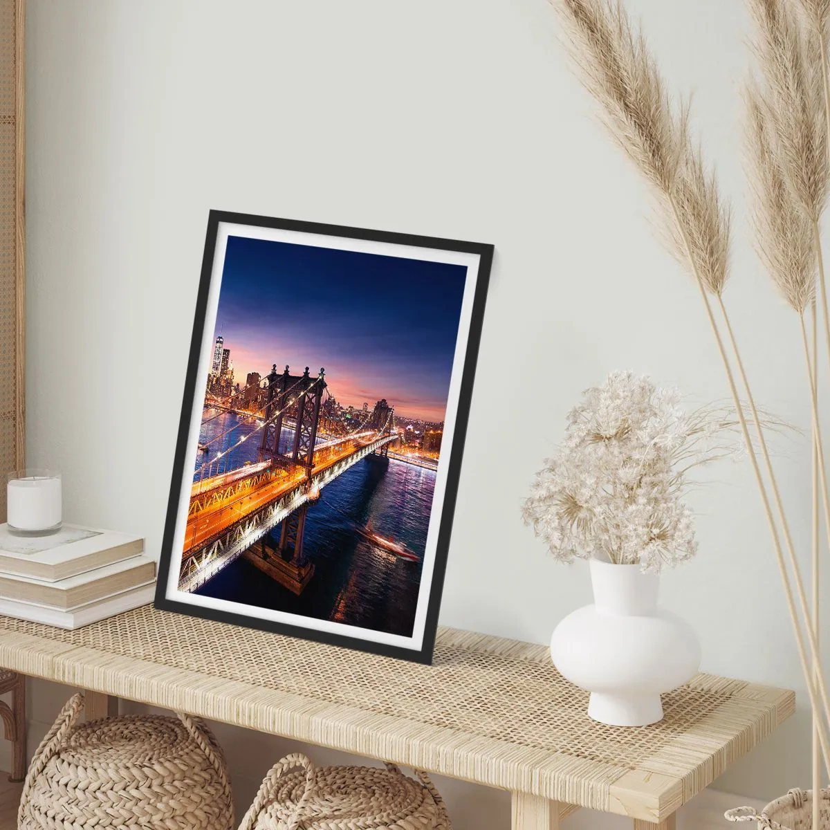 Plakát v černém rámu - Zářící most do srdce města - 30x40 cm