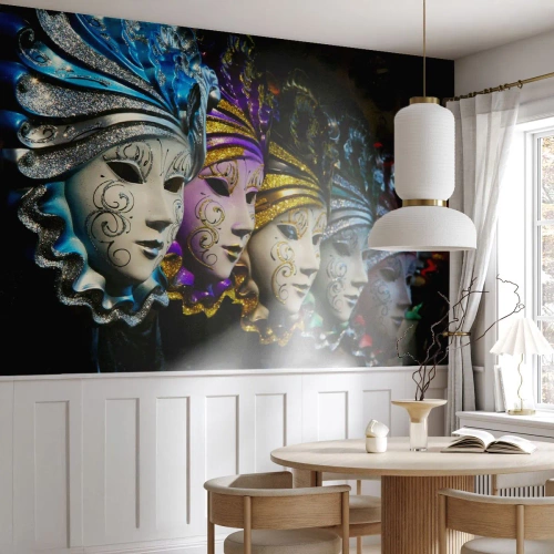 Fototapeta Samolepicí Deluxe Sticker - Tajemství ve zlaté a ve stříbrné - Benátská maska, Benátky, Karneval - 450x315 cm