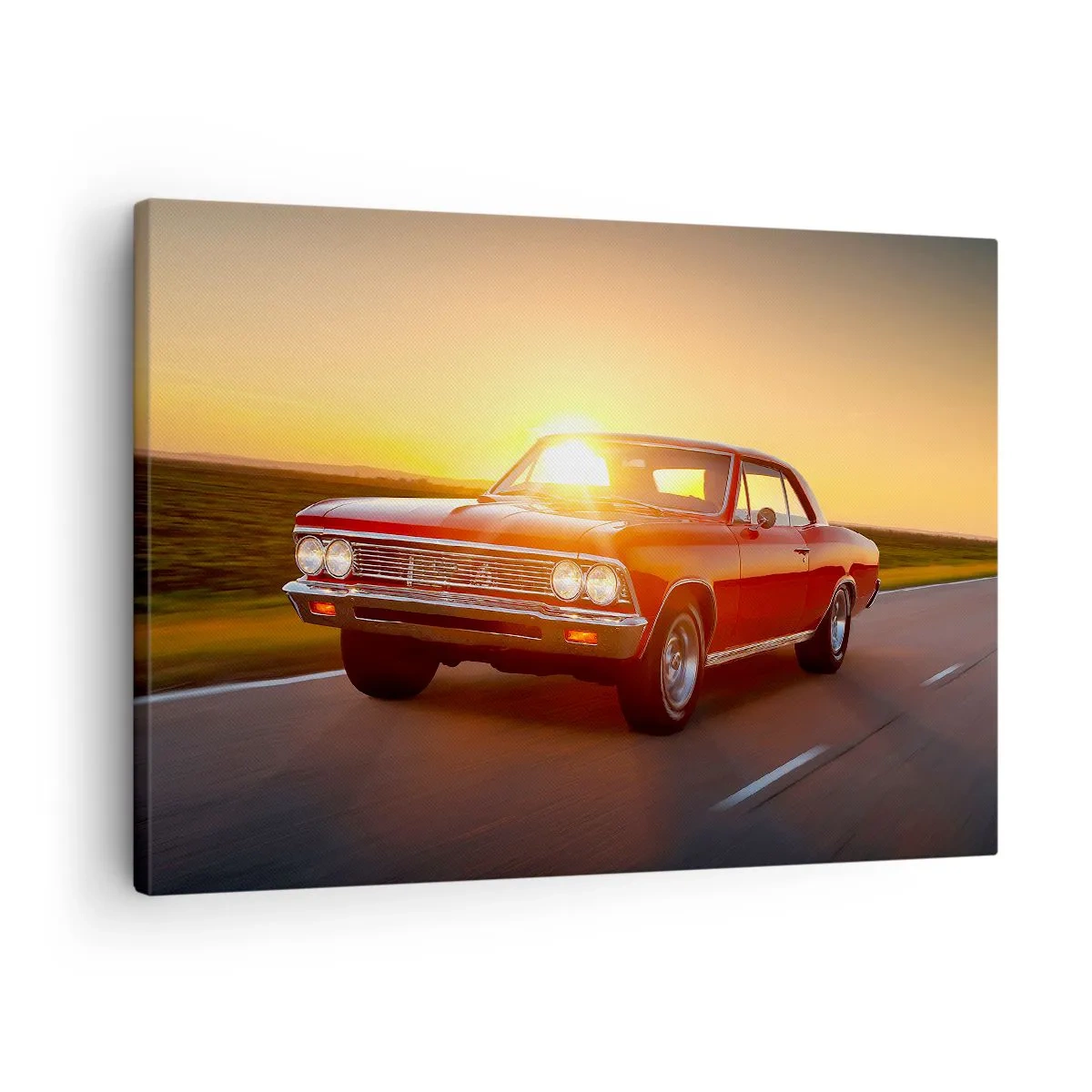 Obraz na plátně - Červené auto v zapadajícím slunci na otevřené silnici - 70x50cm - Touha má červenou barvu - Moderní nástěnná dekorace do obývacího pokoje a ložnice ARTTOR